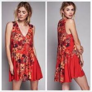Free People Backyard Party Printed Tunic Red Floral M